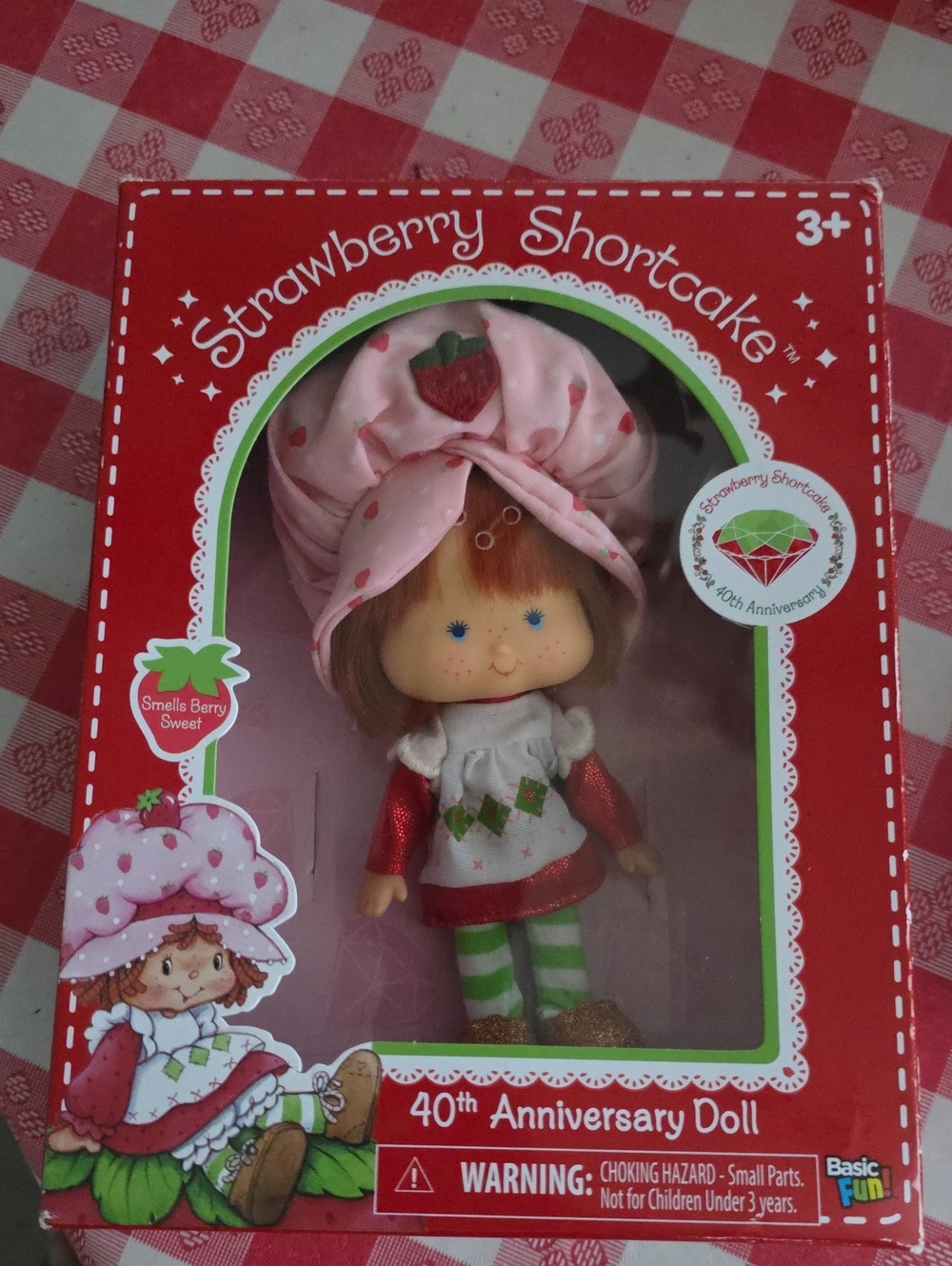 Strawberry Shortcake 40th Anniversary Pink Doll - Classic Strawberry Shortcake